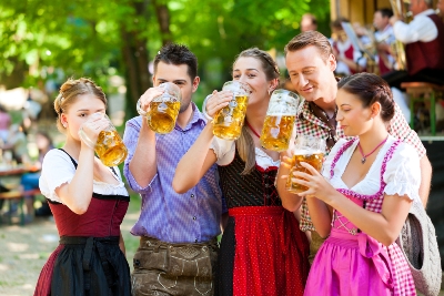 Biergarten tura u Bavarskoj - Njemačka